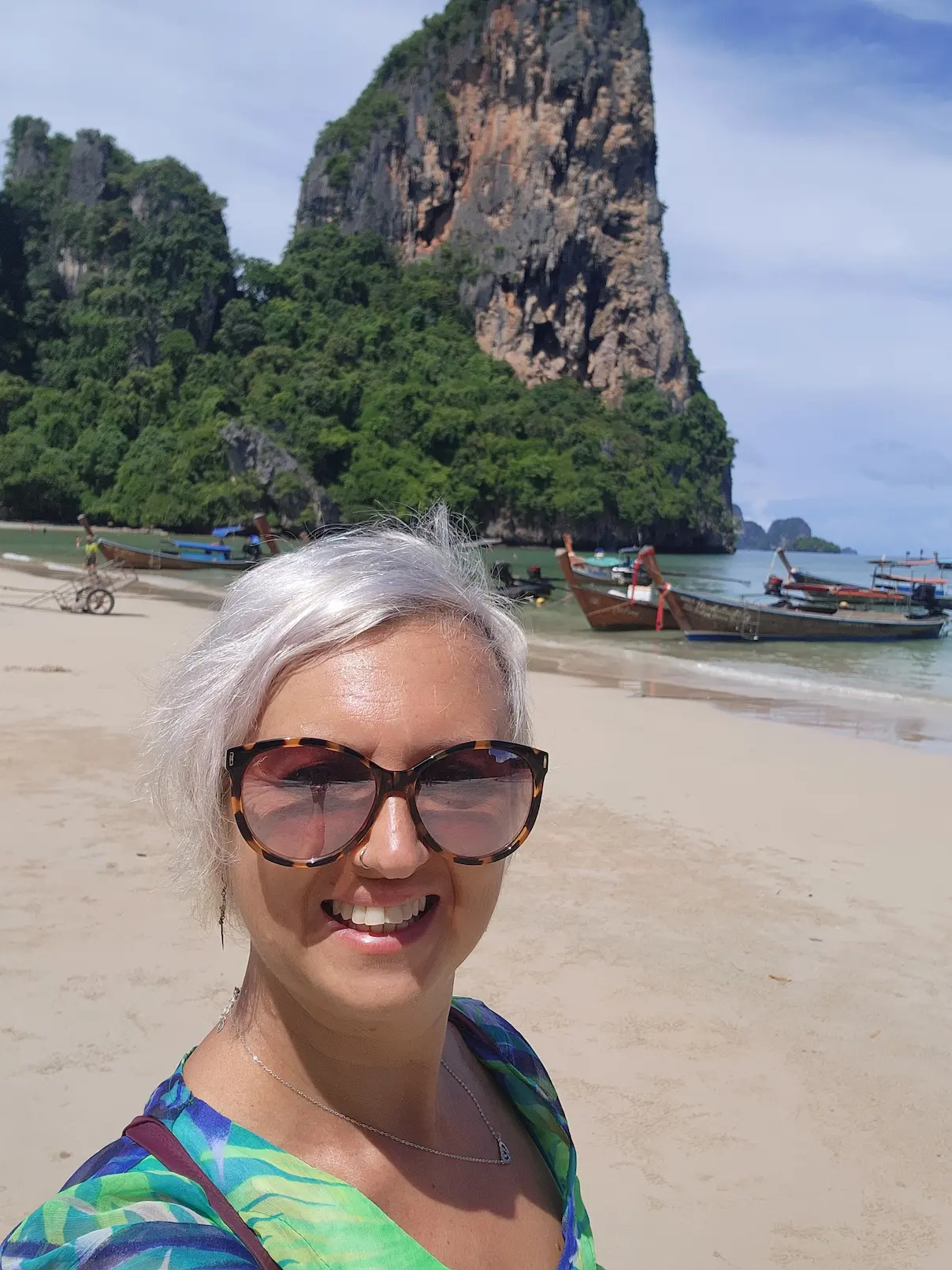 Rakel en Railay Beach, Krabi, Tailandia